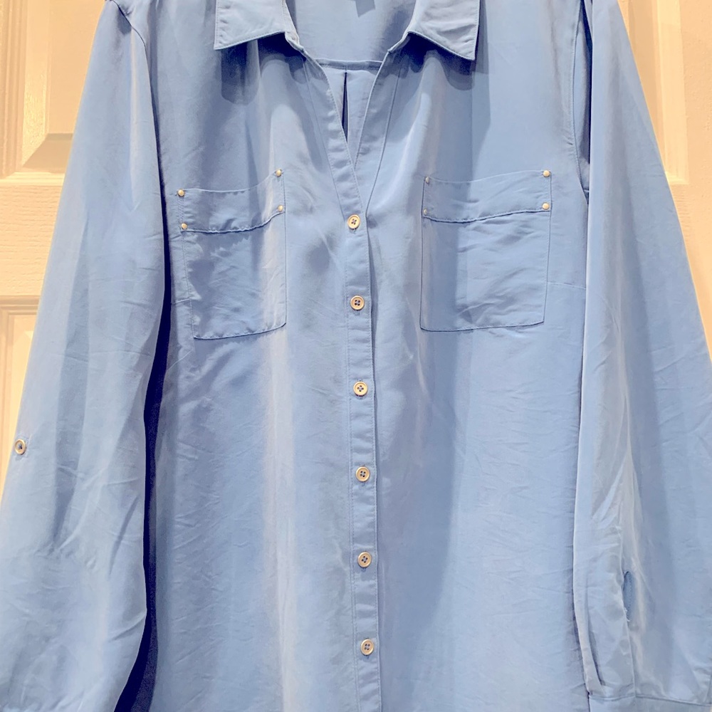 Brand New Women’s Button down double pocket colored shirt